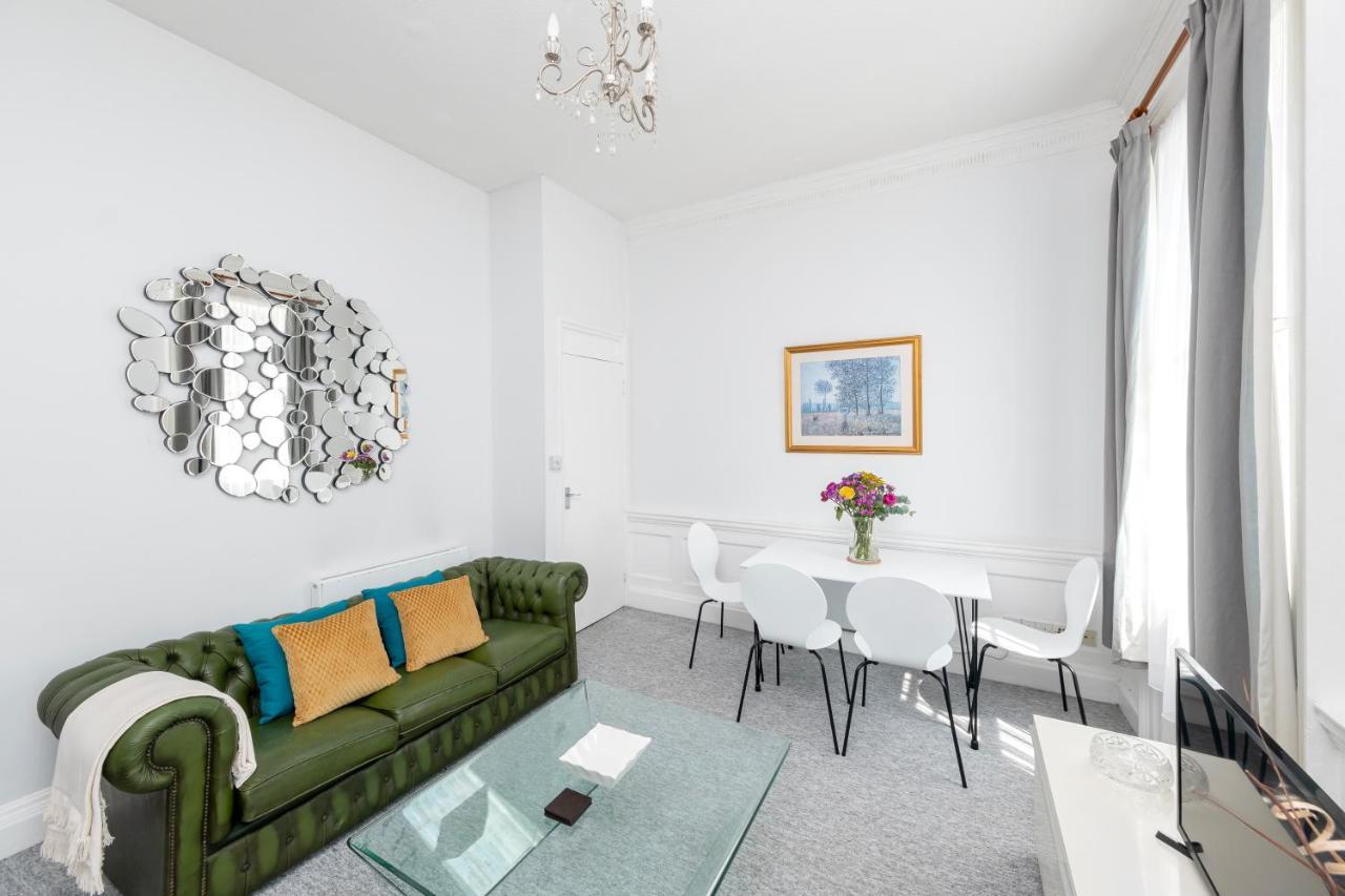 Super City Centre Apartment - Two Bedrooms, Perfect Location Bath Exteriér fotografie